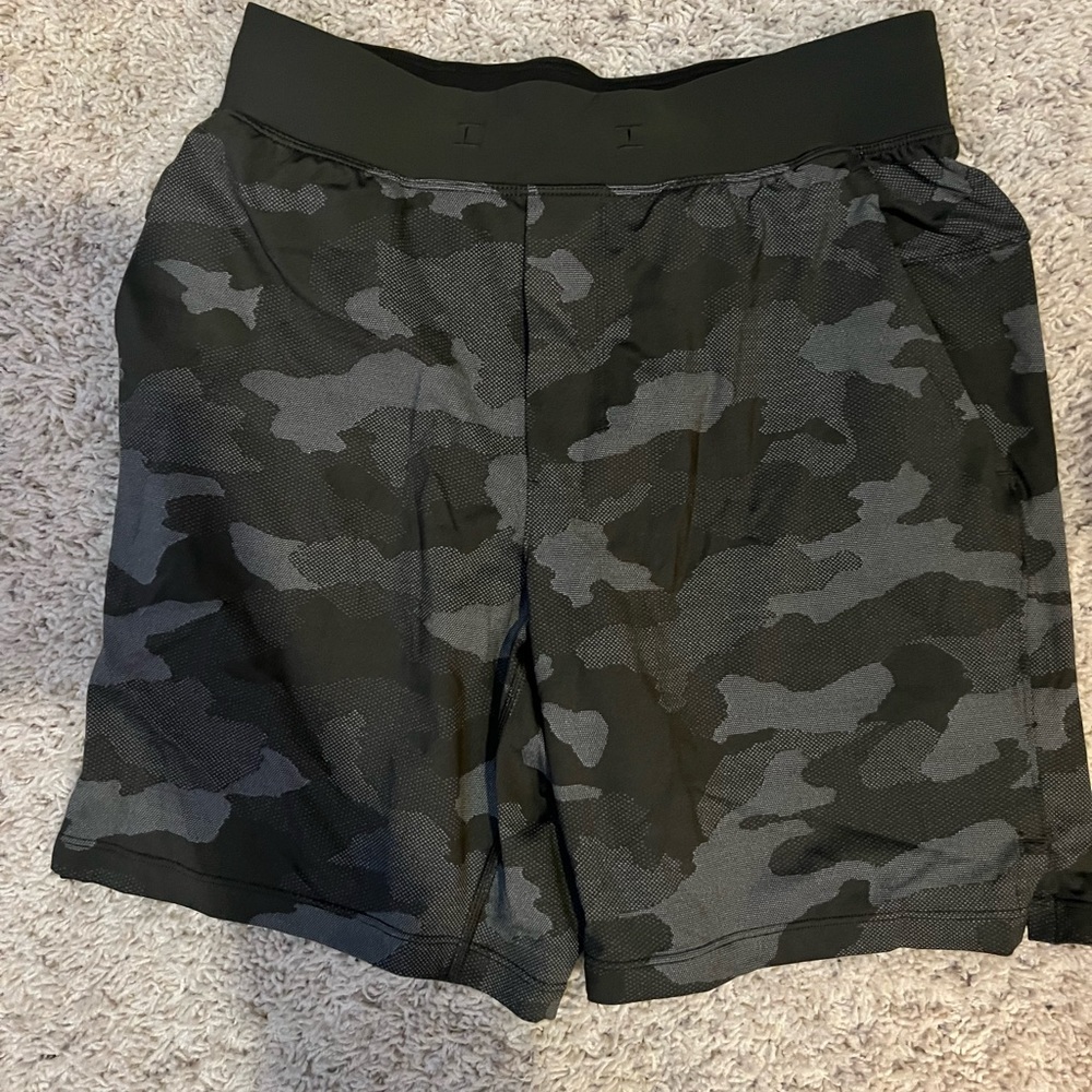Mens Camo Lululemon T.H.E. Shorts